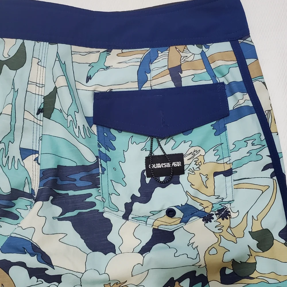 Quicksilver High Line Board Shorts Blue Surfer Print 33 Waist